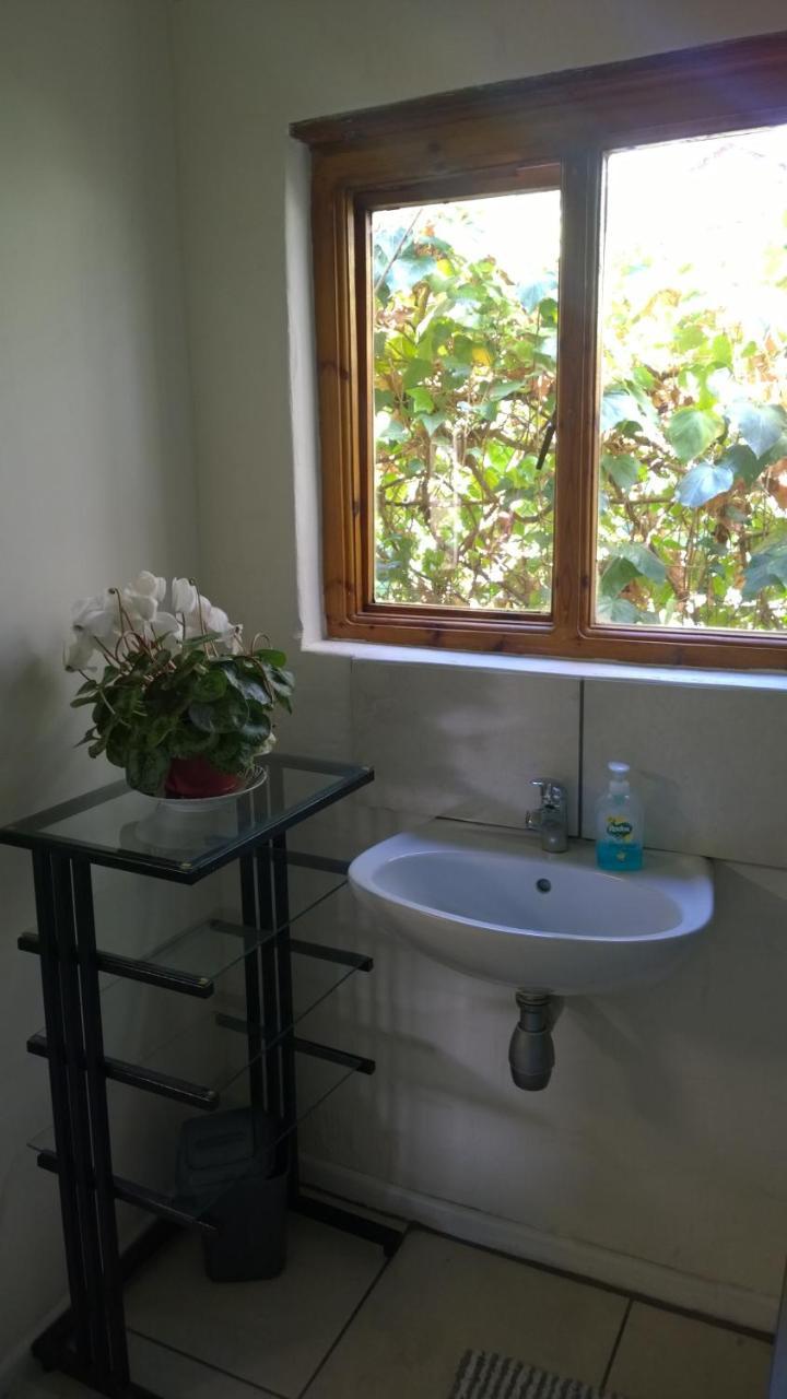 Artkaroo Stay Oudtshoorn Buitenkant foto